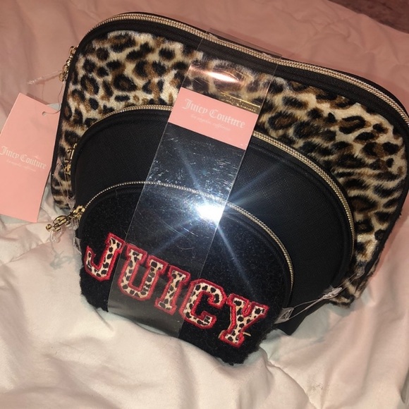 Juicy Couture Handbags - Juicy Couture Makeup bag